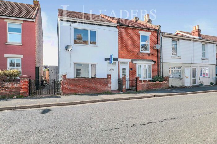 2 Bedroom End Of Terrace House To Rent In Melville Road, Gosport, PO12