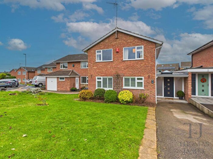 4 Bedroom Link Detached House For Sale In Foxhill, Cotgrave, Nottingham, NG12
