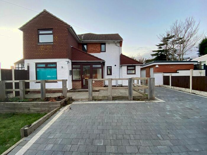 3 Bedroom Property To Rent In Edinburgh Road, St. Leonards-On-Sea, TN38