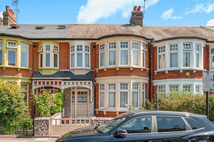 3 Bedroom Terraced House For Sale In Warlters Road, Hillmarton Conservation Area, N7