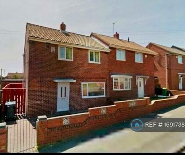 3 Bedroom Semi-Detached House To Rent In Staneway, Gateshead, NE10