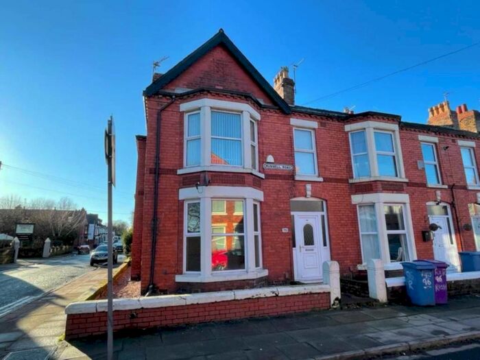 5 Bedroom Semi-Detached House To Rent In Russell Road, Liverpool, L18