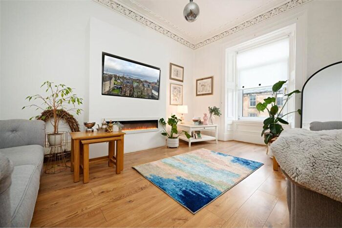 5 Bedroom Flat For Sale In Brisbane Street, Greenock, PA16