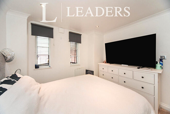 2 Bedroom Apartment To Rent In The Pulse - High Street South, LU6