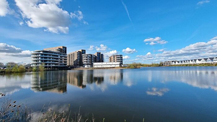 2 Bedroom Flat For Sale In Flagstaff Road, Reading, RG2