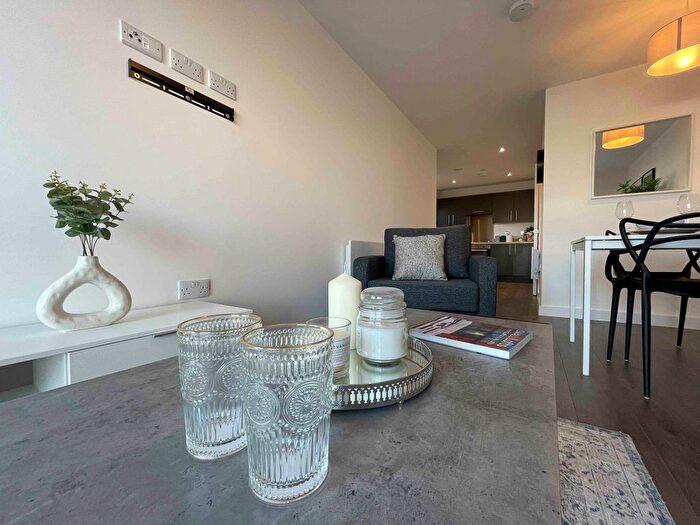 2 Bedroom Flat For Sale In City Residence, Liverpool, L5