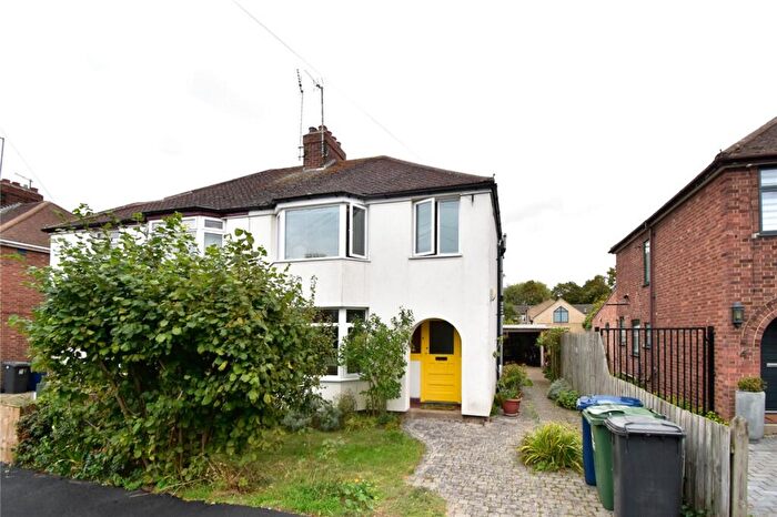 3 Bedroom Semi-Detached House To Rent In Neville Road, Cambridge, CB1