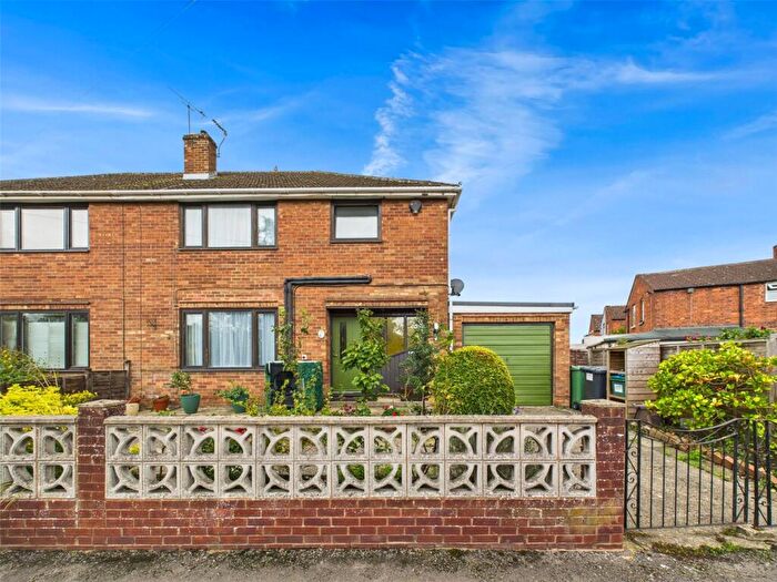 3 Bedroom Semi-Detached House For Sale In Armscroft Road, Gloucester, Gloucestershire, GL2