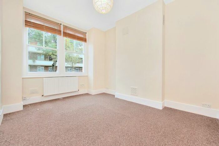 2 Bedroom Maisonette To Rent In Renmuir Street, London, SW17