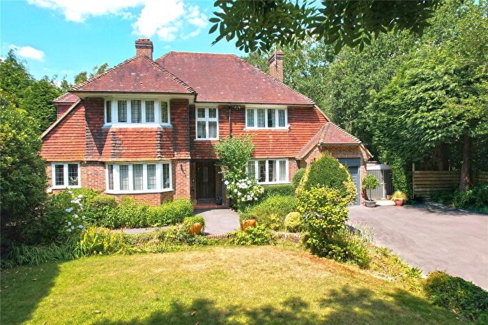 4 Bedroom Detached House For Sale In Rowhills, Farnham, Surrey, GU9