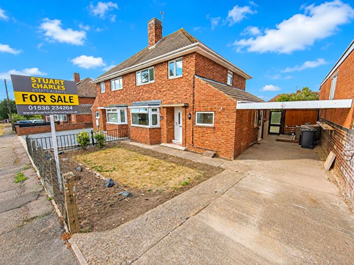 3 Bedroom Semi-Detached House For Sale In Bancroft Road, Cottingham, Market Harborough, LE16