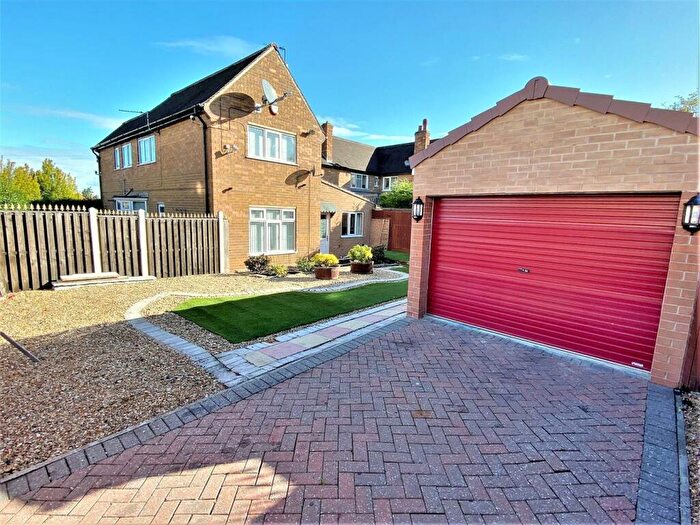 3 Bedroom Semi-Detached House To Rent In St Andrews Square, Bolton Upon Dearne, Rotherham, S63