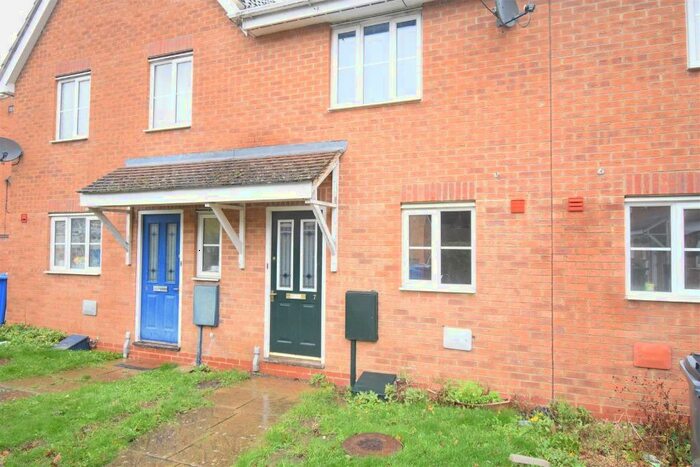 2 Bedroom Terraced House To Rent In Merrivale Close, Kettering, NN15