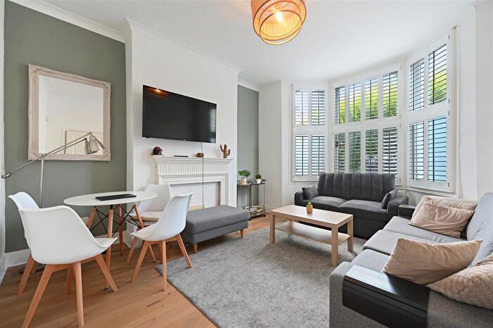 1 Bedroom Flat For Sale In Anley Road, London, W14