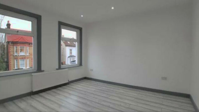 4 Bedroom Terraced House To Rent In Portland Road, London, SE25