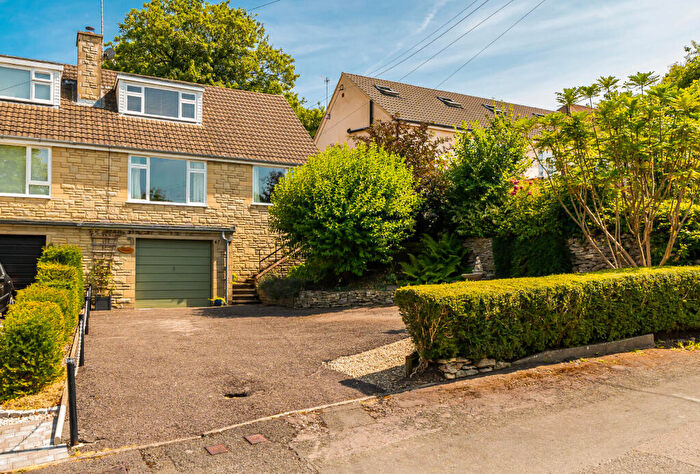 3 Bedroom Semi Detached House For Sale In Thrupp Lane, Thrupp, Stroud, Gloucestershire, GL5