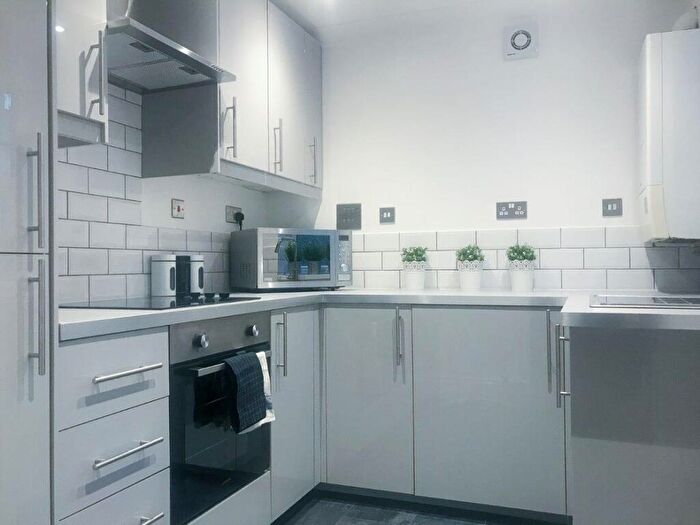 4 Bedroom House To Rent In Springbank Road, Newcastle Upon Tyne, NE2