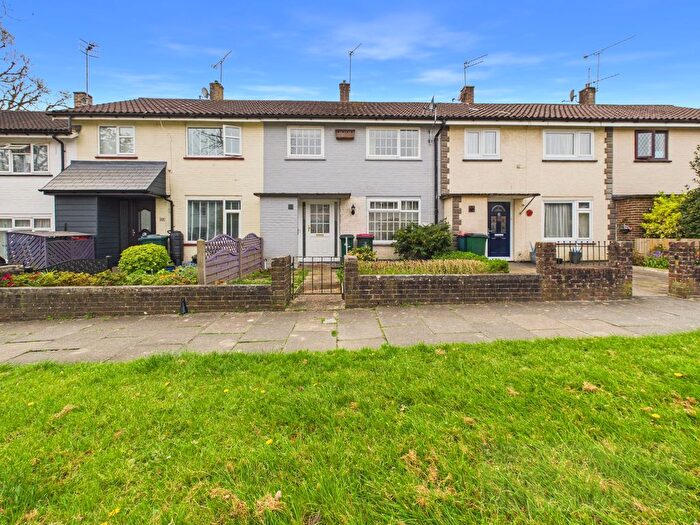 3 Bedroom Terraced House For Sale In Drake Road, Tilgate, RH10