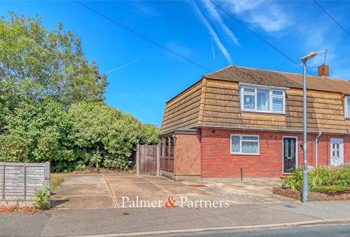 3 Bedroom End Of Terrace House To Rent In Rutland Road, Chelmsford, Essex, CM1