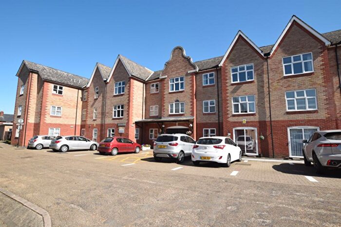 1 Bedroom Flat For Sale In Macmillan Court, Old Moulsham, Chelmsford, CM2