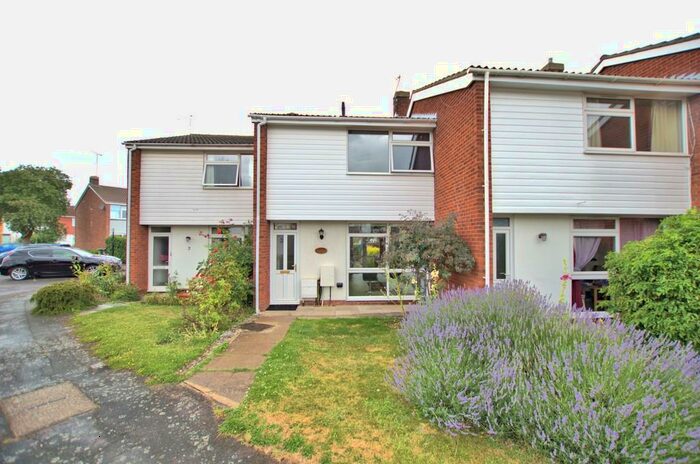 3 Bedroom Terraced House To Rent In Acrefield Drive, CB4