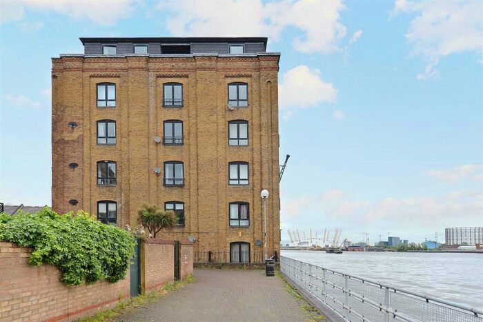 1 Bedroom Apartment To Rent In Cubitt Wharf, Isle Of Dogs, E14