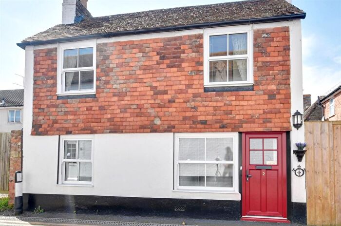 3 Bedroom Detached House For Sale In South Street, Lydd, Romney Marsh, TN29