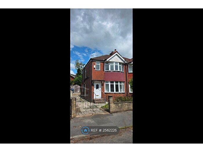 3 Bedroom Semi-Detached House To Rent In Hilltop Grove, Whitefield, Manchester, M45