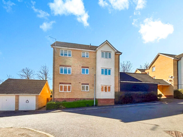 2 Bedroom Apartment To Rent In Harris Green, Dunmow, Essex, CM6