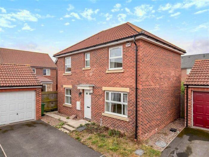 3 Bedroom Detached House To Rent In Sheldon Road, Scartho Top, Grimsby, DN33