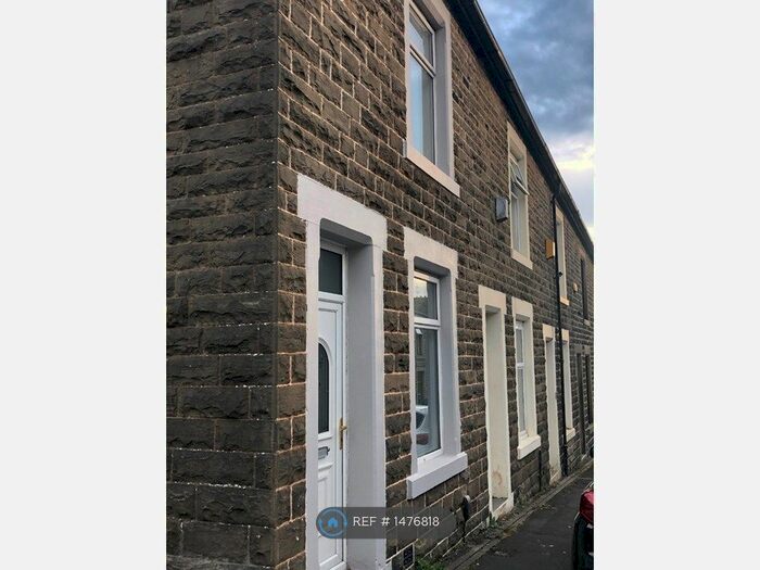 2 Bedroom End Of Terrace House To Rent In Piccadilly Street, Haslingden, Rossendale, BB4