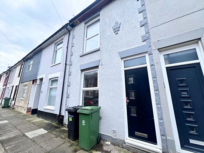 2 Bedroom Terraced House To Rent In Newcomen Road, Portsmouth, PO2