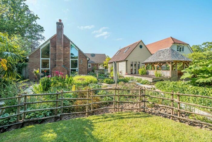 4 Bedroom Detached Bungalow For Sale In Hamstreet Road, Shadoxhurst, Ashford, TN26