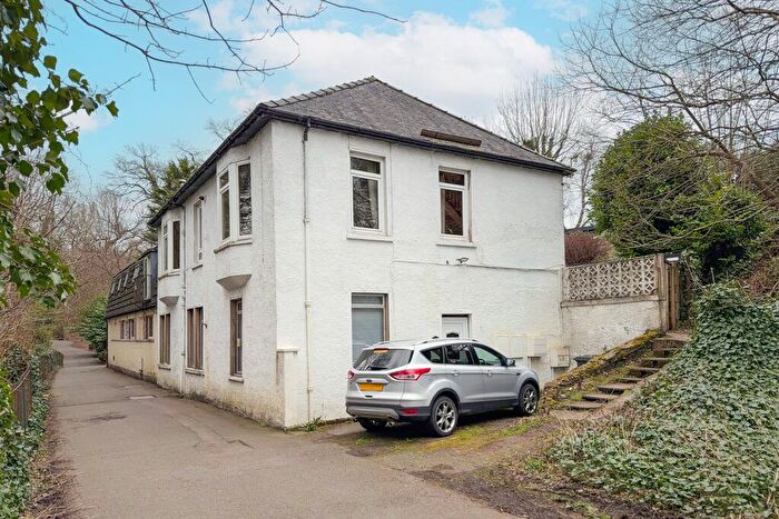 3 Bedroom Flat For Sale In Lusset Glen, Old Kilpatrick, G60