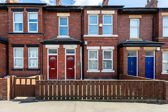 3 Bedroom Flat For Sale In Hyde Terrace, Gosforth, NE3