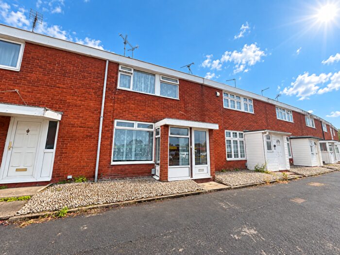 3 Bedroom Property To Rent In Clay Hill Road, Basildon, SS16