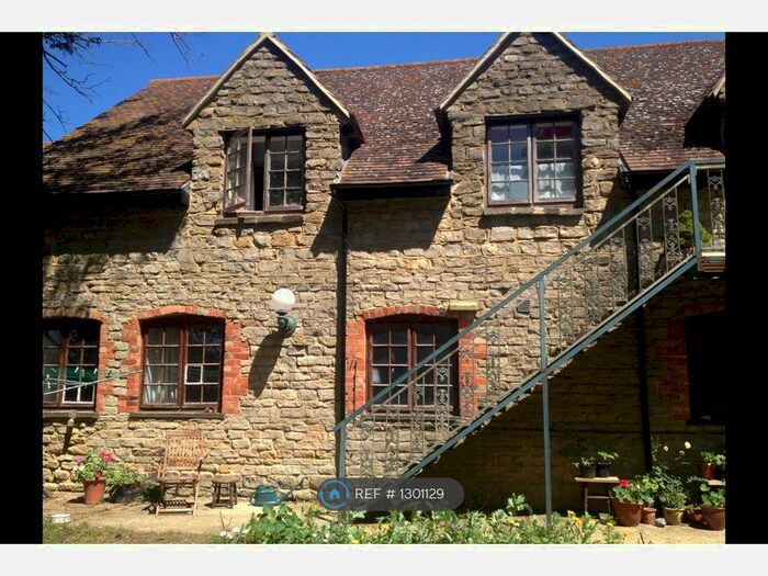 1 Bedroom Flat To Rent In Hanslope Lodge, Hanslope, Milton Keynes MK19