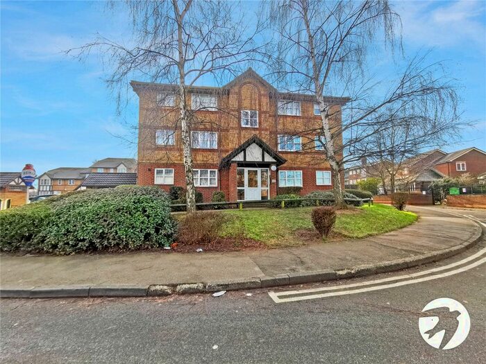 1 Bedroom Flat To Rent In St. Edmunds Road, Dartford, Kent, DA1