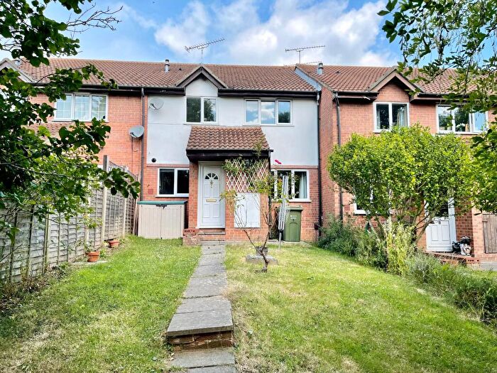 2 Bedroom Terraced House To Rent In Clayhanger, Guildford, GU4