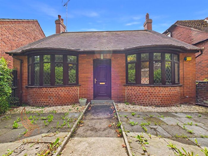 2 Bedroom Detached Bungalow For Sale In Southgate, Pontefract, WF8