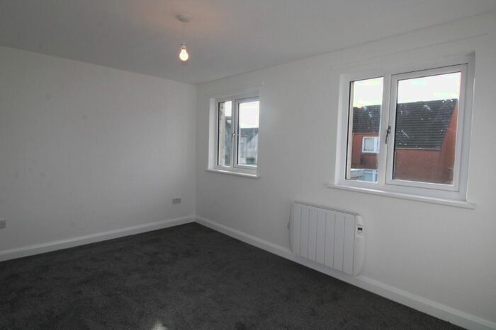 1 Bedroom Flat To Rent In Tummel Place, Grangemouth, FK3