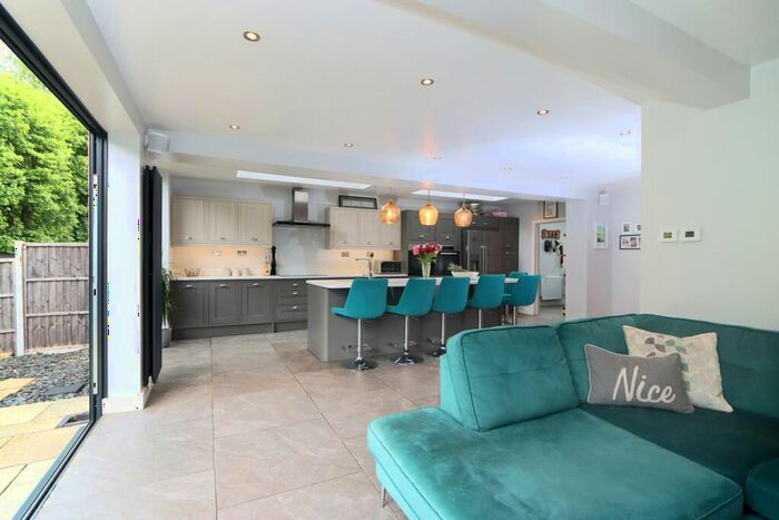 4 Bedroom Detached House For Sale In Brookside Way, Blakedown, Kidderminster, DY10