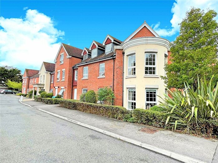 1 Bedroom Retirement Property For Sale In Church Street, Littlehampton, West Sussex, BN17
