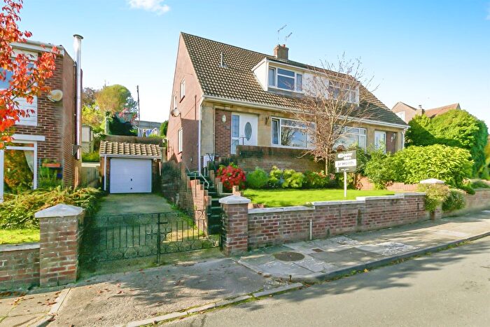 3 Bedroom Property For Sale In Heol Yr Ysgol, St. Brides Major, Bridgend, CF32