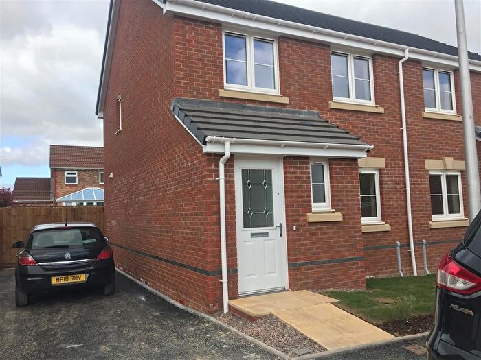 3 Bedroom Property To Rent In Bryn Meurig, Llanharry, Rct, CF72