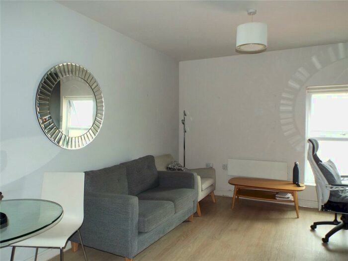 1 Bedroom Apartment To Rent In Dixie Apartments, Cardiff Bay, CF10
