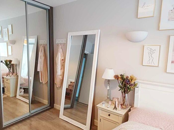 1 Bedroom Flat To Rent In Wandle Road, Croydon, CR0