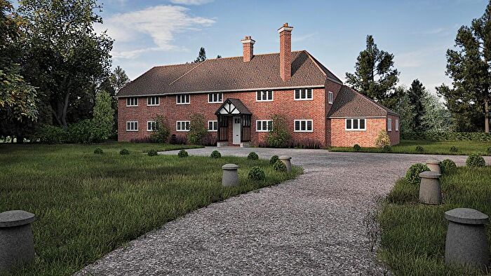 4 Bedroom Detached House For Sale In Old Potbridge Road, Winchfield, RG27