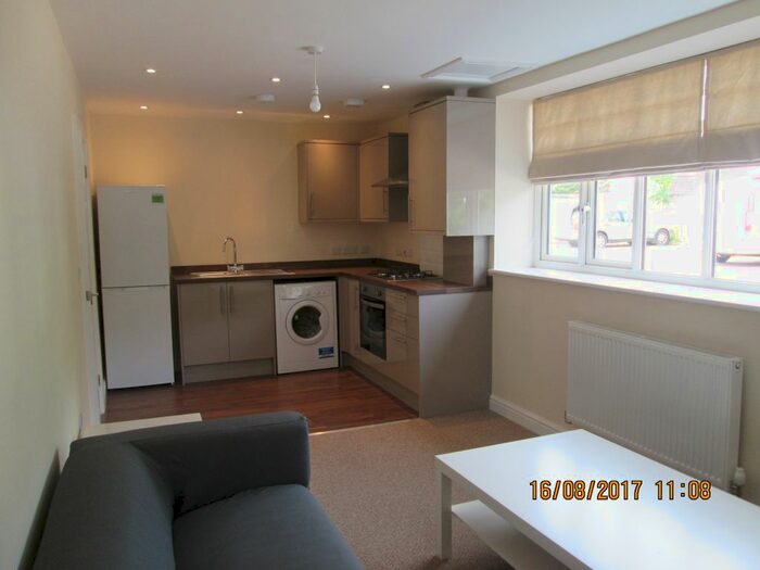 1 Bedroom Flat To Rent In Etruria Road, Basford, Stoke On Trent, Staffordshire, ST4