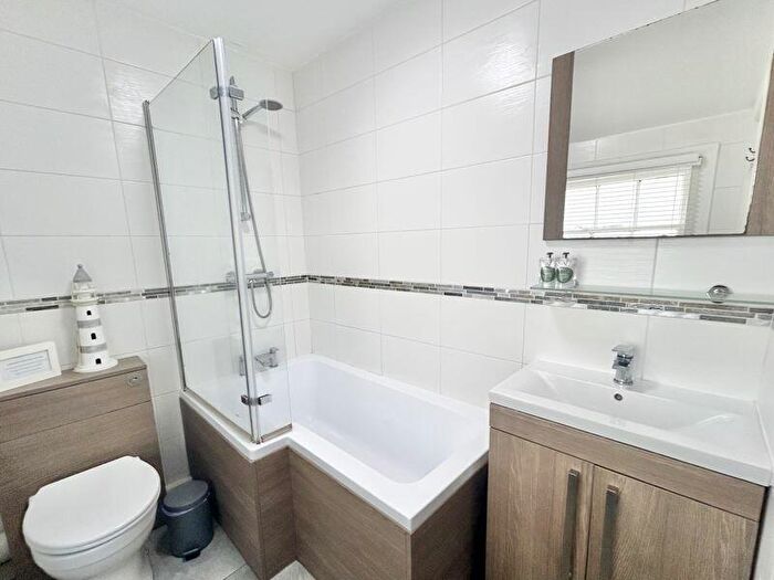 1 Bedroom Cottage For Sale In Erskine Terrace, Conwy, LL32